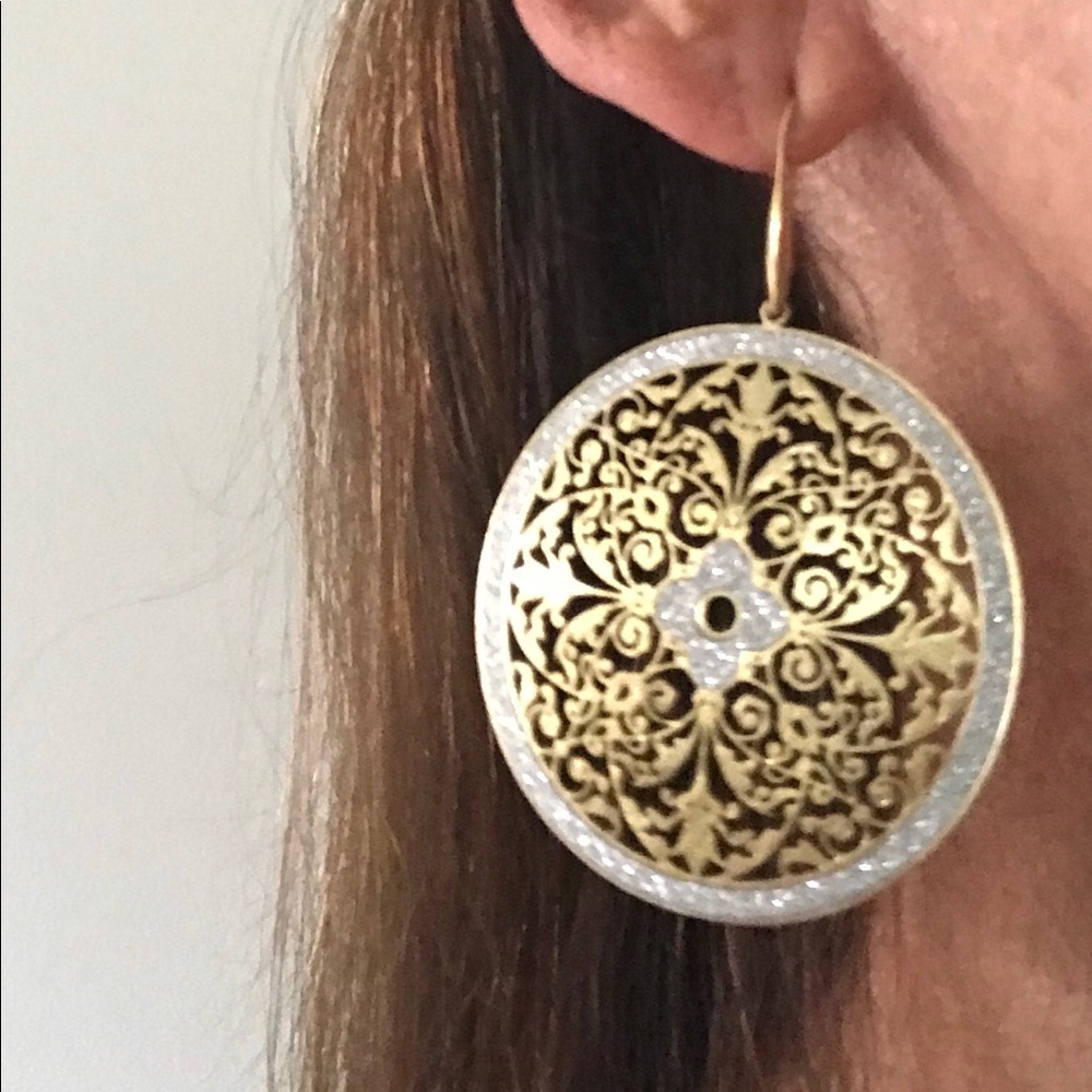 Gold and crystal earrings - Picture 4 of 4